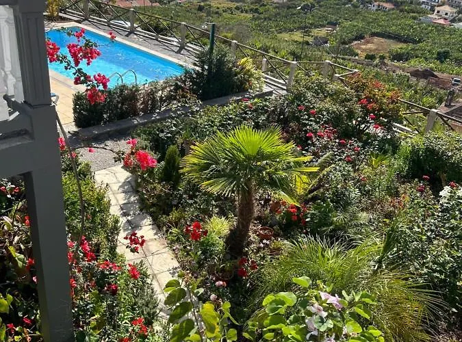 Tropical Garden Ferienhaus