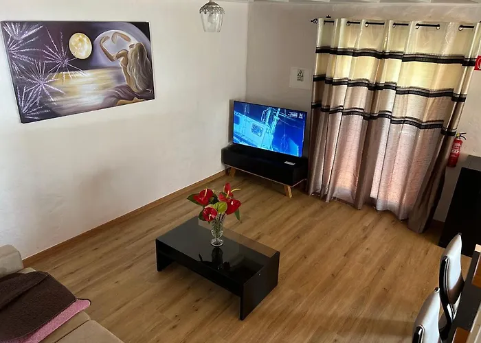 Tropical Garden Ferienhaus Arco da Calheta (Madeira)