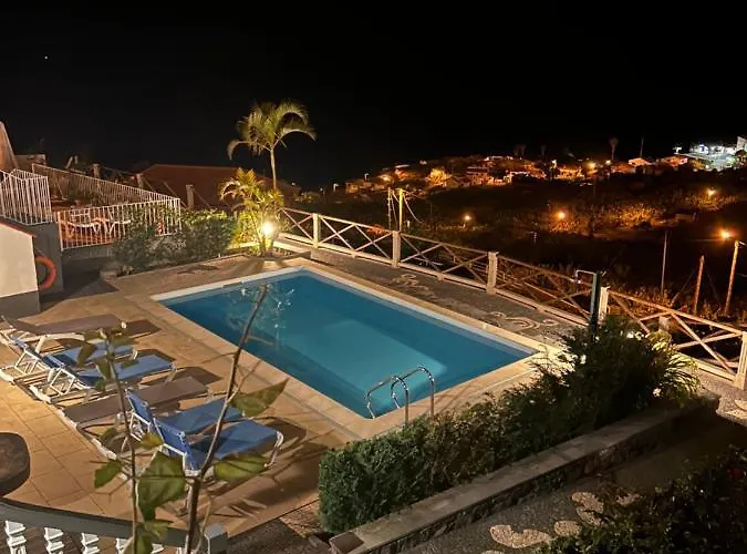 Tropical Garden Arco da Calheta (Madeira)